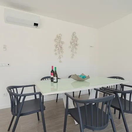 Casa Ventosa With Private Pool Santa Barbara (Lisbon)